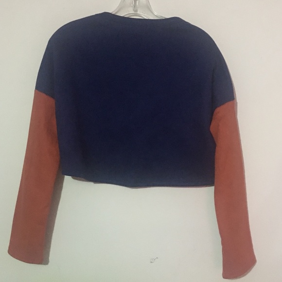 Color Block Two Pieces Set - Picture 3 of 5